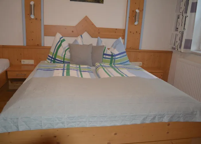 Gaestehaus Huber *
