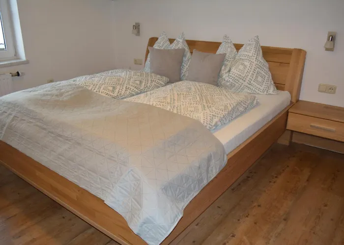 Апартаменты Gaestehaus Huber