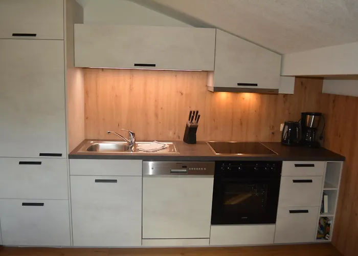 Gaestehaus Huber Апартаменты *