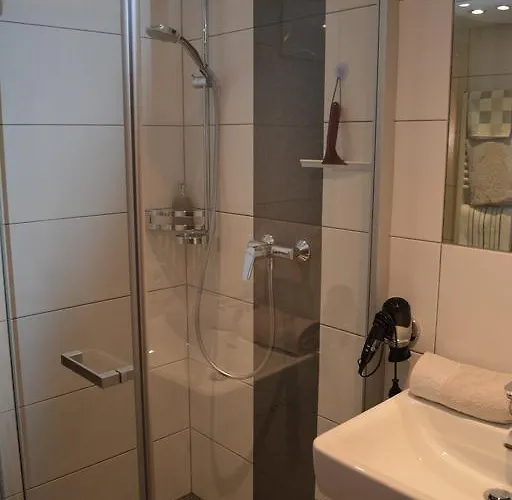 Gaestehaus Huber Апартаменты Леоганг